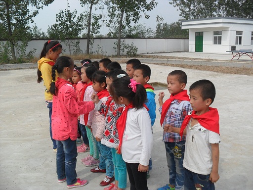小集小学少先队建队日活动