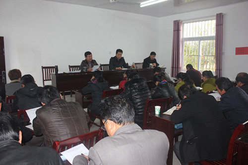 迎河学区召开期中工作会