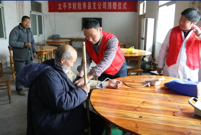 寿县卫计委组织开展青年志愿者服务月活动