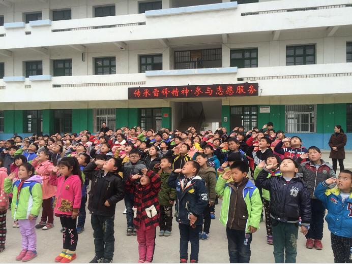 寿县古井小学开展传承雷锋精神·参与志愿服务活动