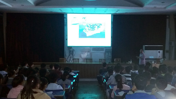  安徽省“百名专家乡村学堂讲科普”活动走进安丰高中